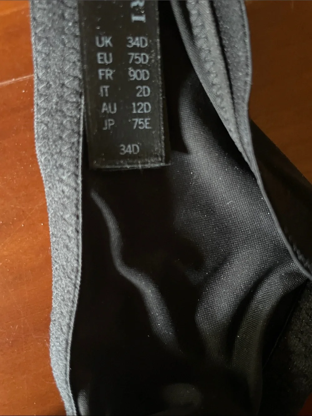 Natori smooth molded